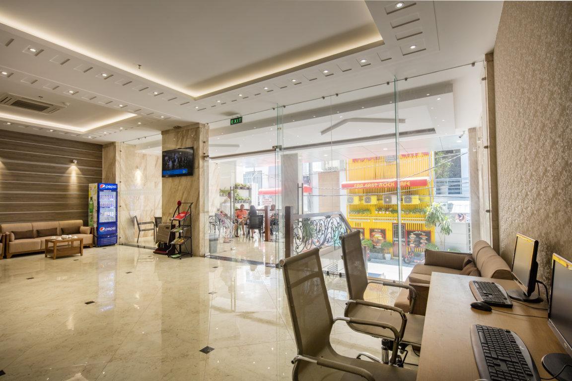 Maple Leaf Hotel & Apartment Nha Trang Esterno foto