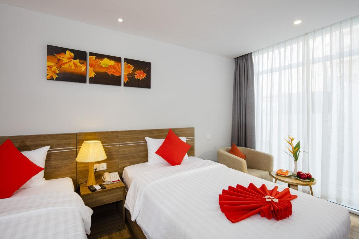 Maple Leaf Hotel & Apartment Nha Trang Esterno foto