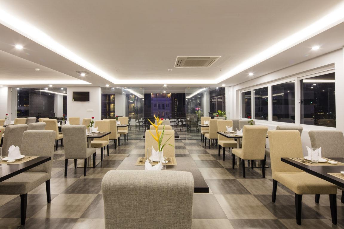 Maple Leaf Hotel & Apartment Nha Trang Esterno foto