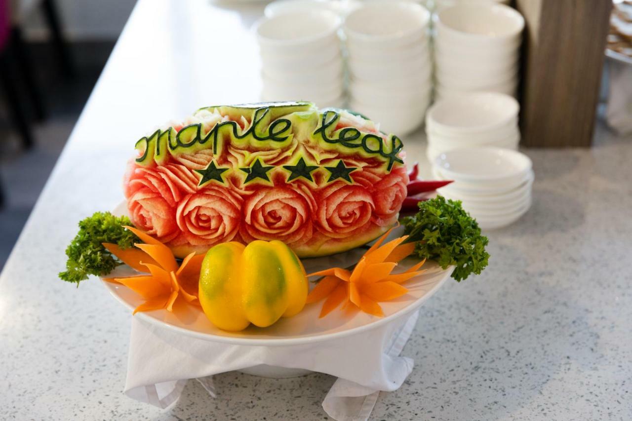 Maple Leaf Hotel & Apartment Nha Trang Esterno foto