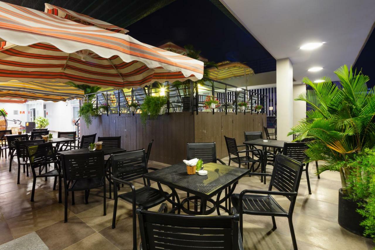 Maple Leaf Hotel & Apartment Nha Trang Esterno foto