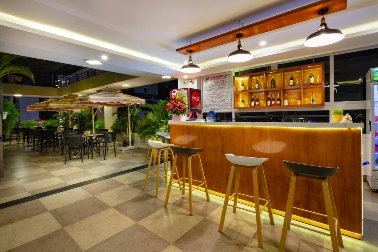 Maple Leaf Hotel & Apartment Nha Trang Esterno foto