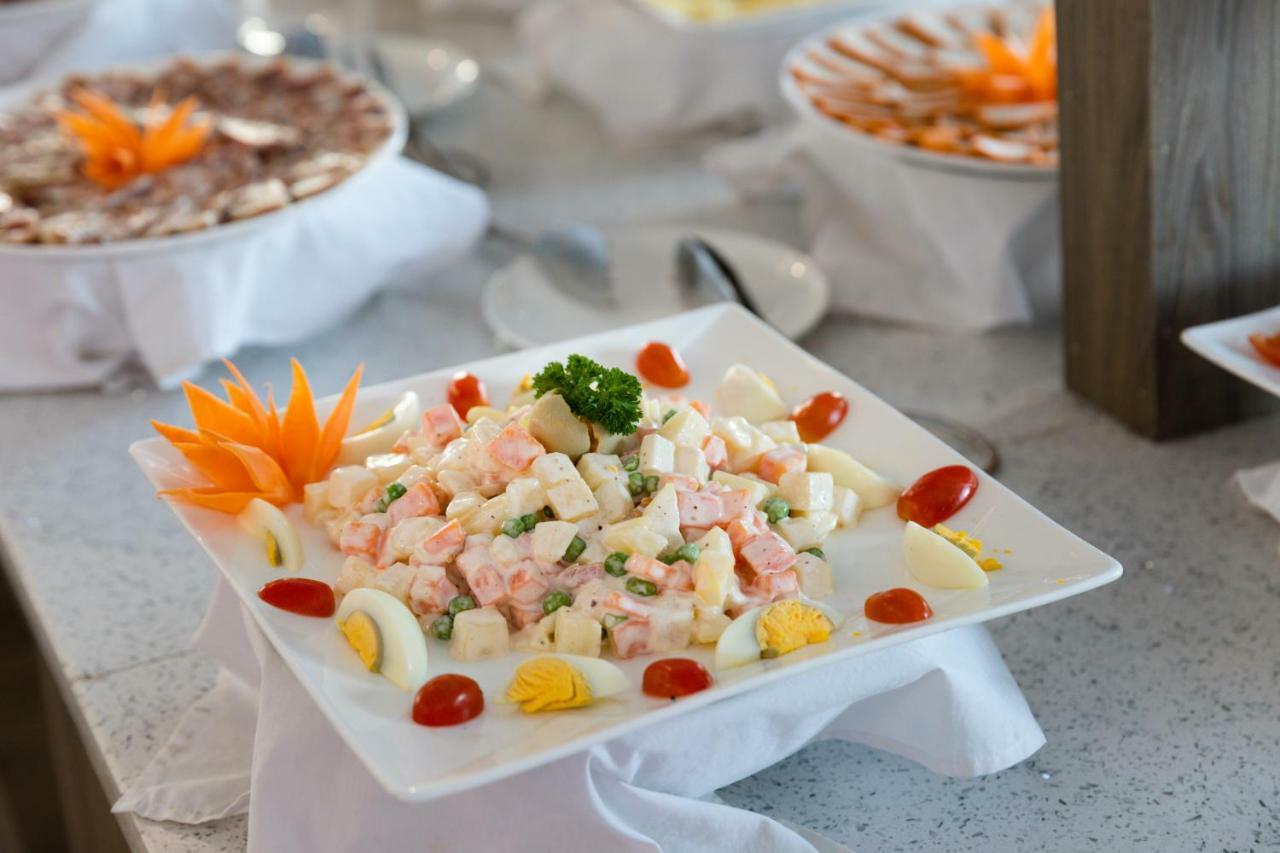 Maple Leaf Hotel & Apartment Nha Trang Esterno foto
