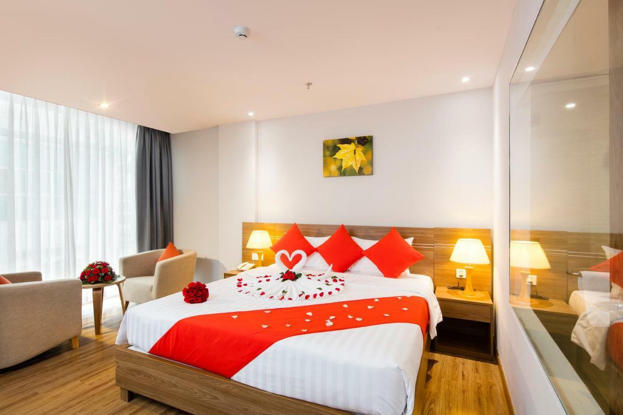 Maple Leaf Hotel & Apartment Nha Trang Esterno foto